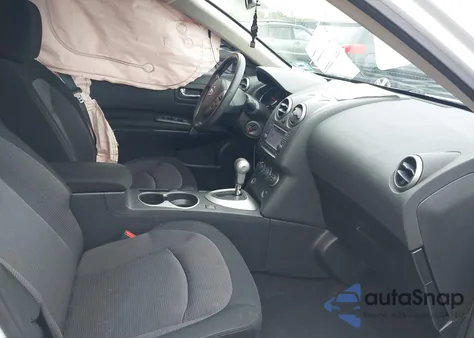 2013 Nissan Rogue Sv z USA, uszkodzony, nr VIN JN8AS5MV4DW117105